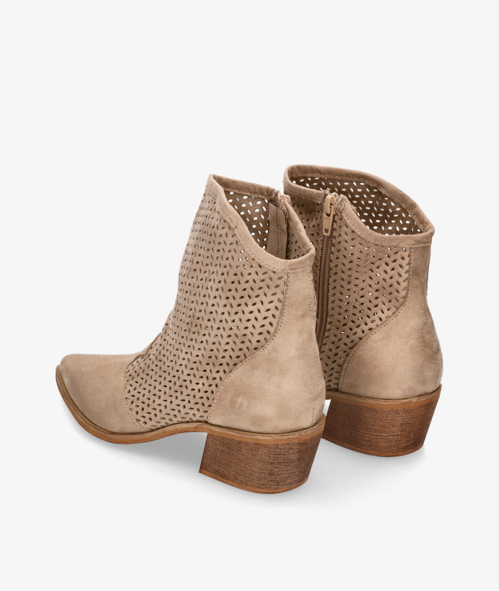 CORINA Ankle boots  M5005 in beige CORINA Ankle boots  M5005 in beige