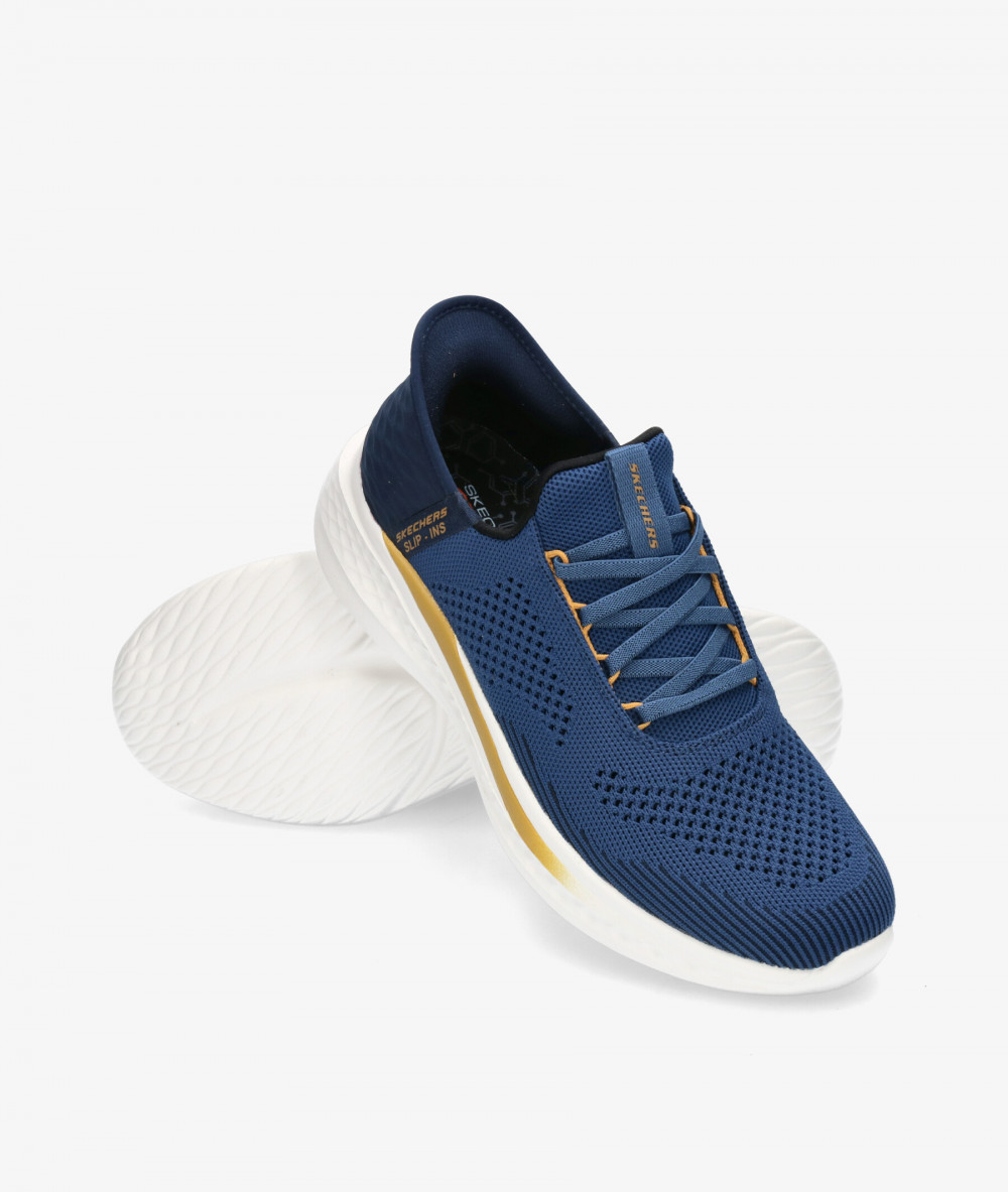 Deportivos Skechers 210810 en azul marino