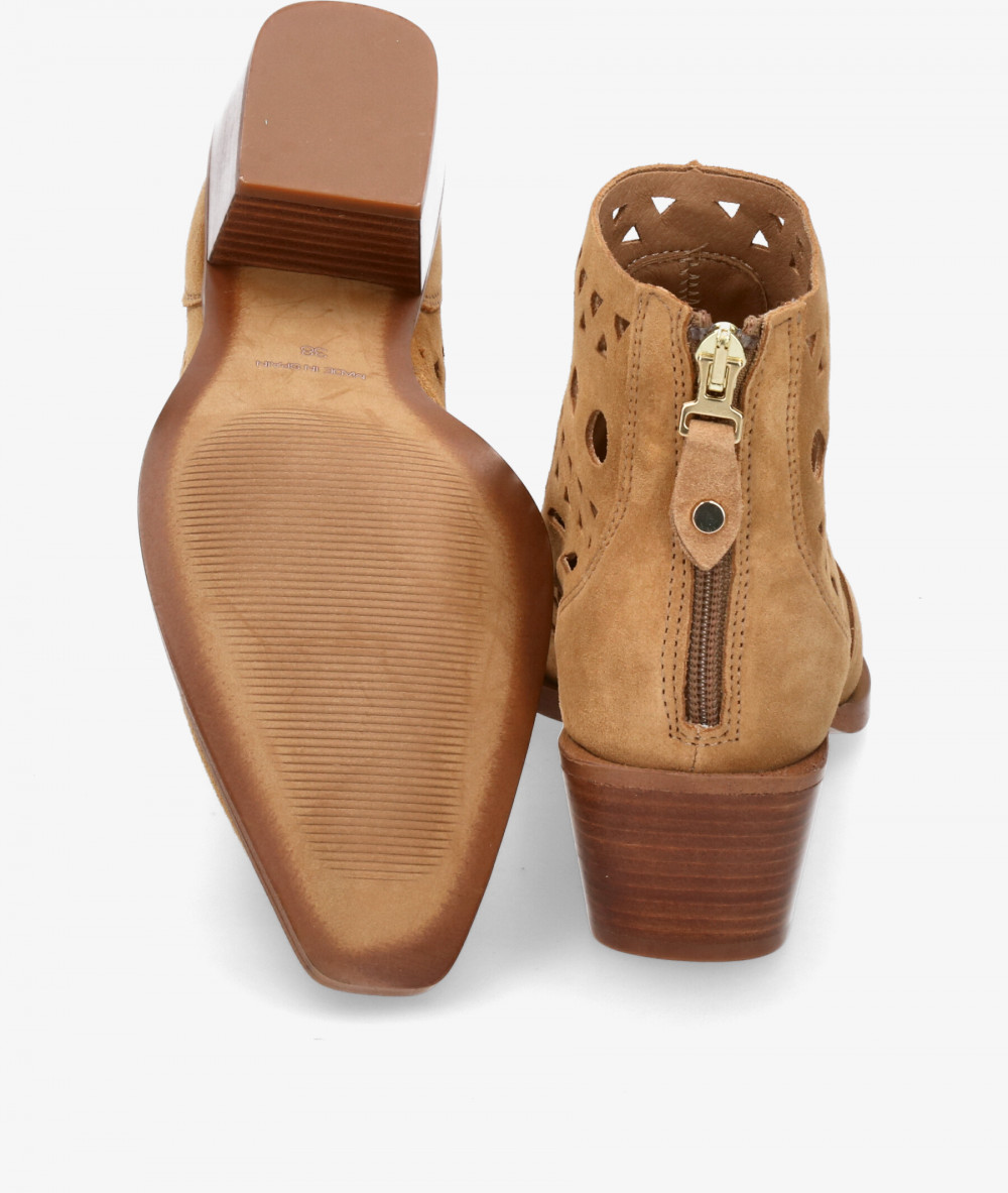 Alpe Ankle boots  5372 in camel split suede Alpe Ankle boots  5372 in camel split suede