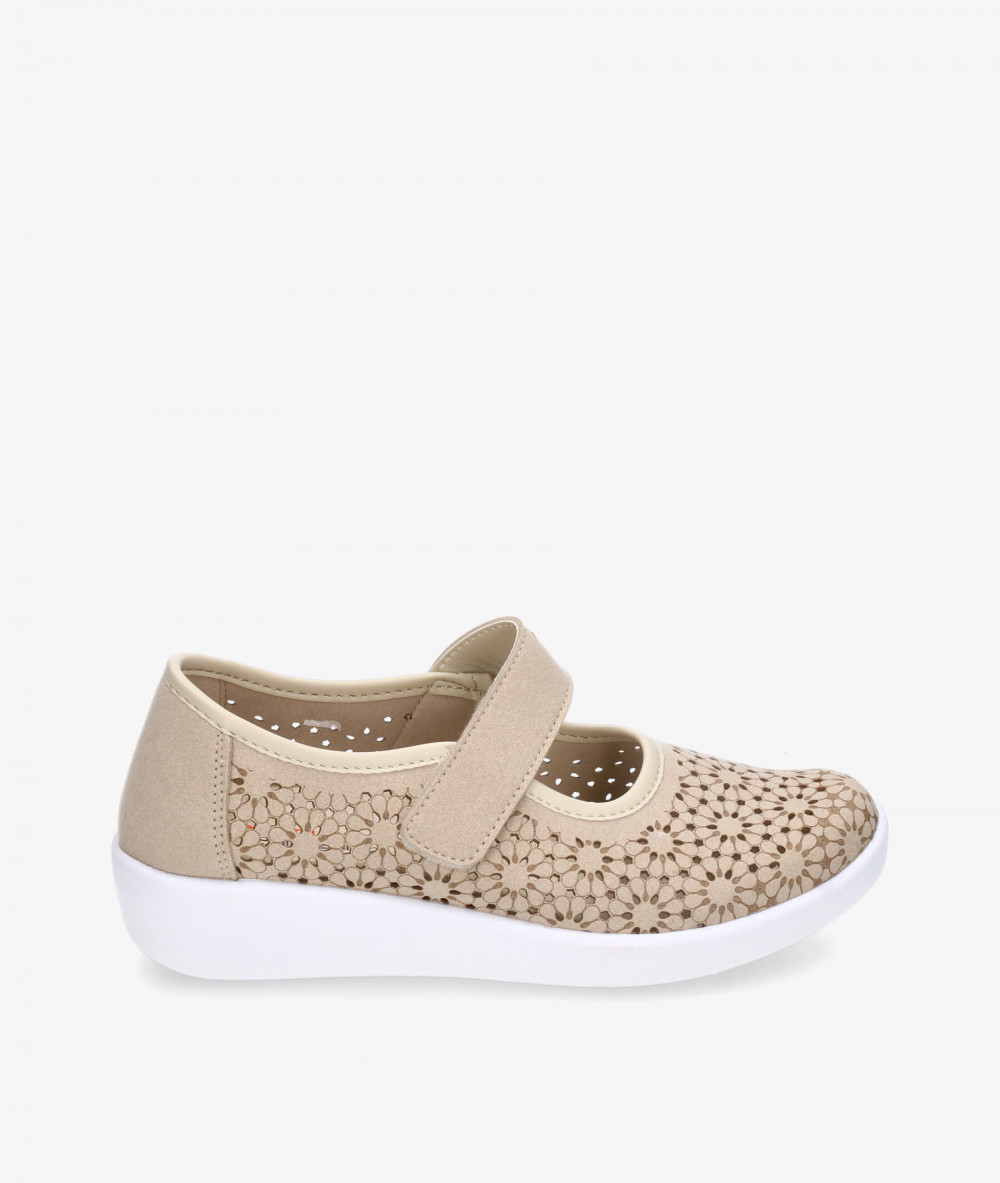 DOCTOR CUTILLAS Comfort shoes 38470 in beige DOCTOR CUTILLAS Comfort shoes 38470 in beige