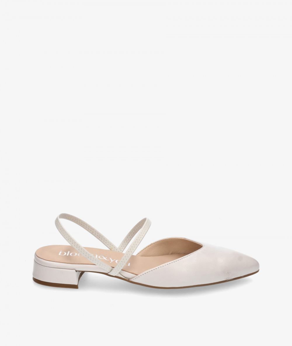 bloom&you Dress low heel shoes FABIOLA in off-white bloom&you Dress low heel shoes FABIOLA in off-white