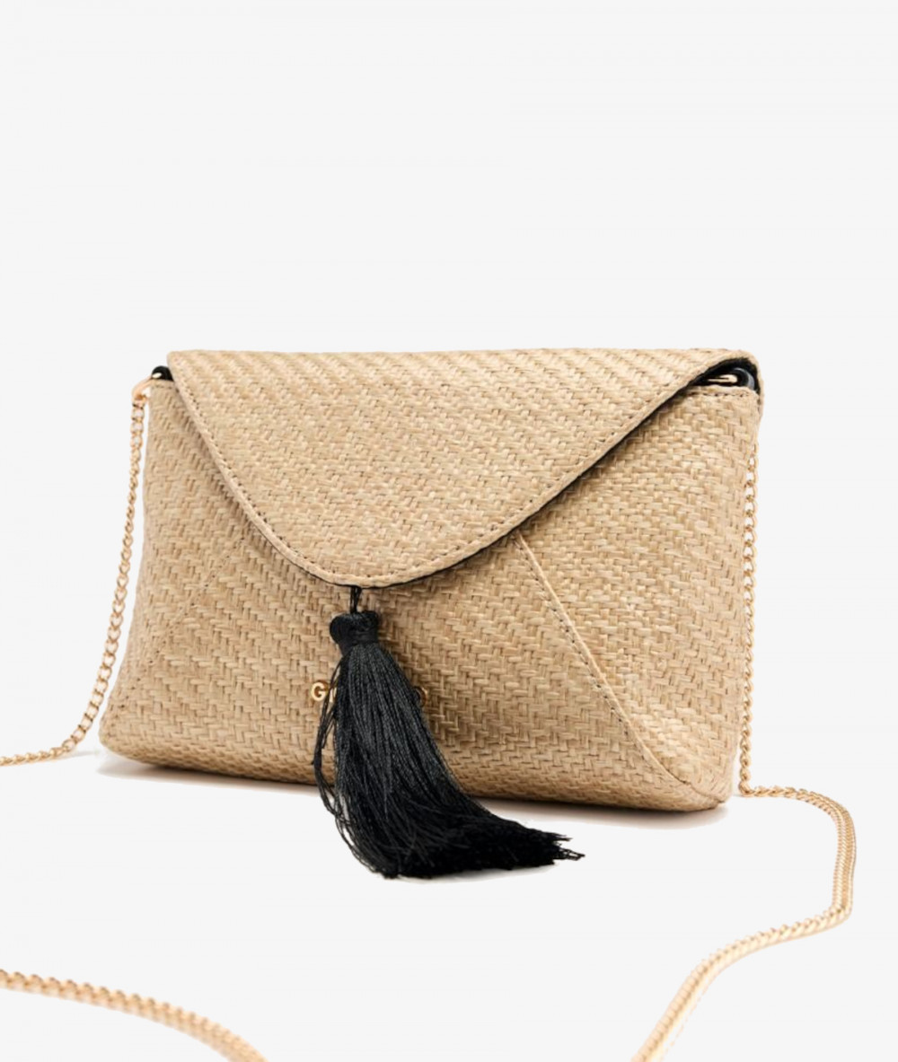 Elevate your look! Our Bag collection a combination of design, quality and comfort for your daily outfits Elevate your look! Our Bag collection a combination of design, quality and comfort for your daily outfits