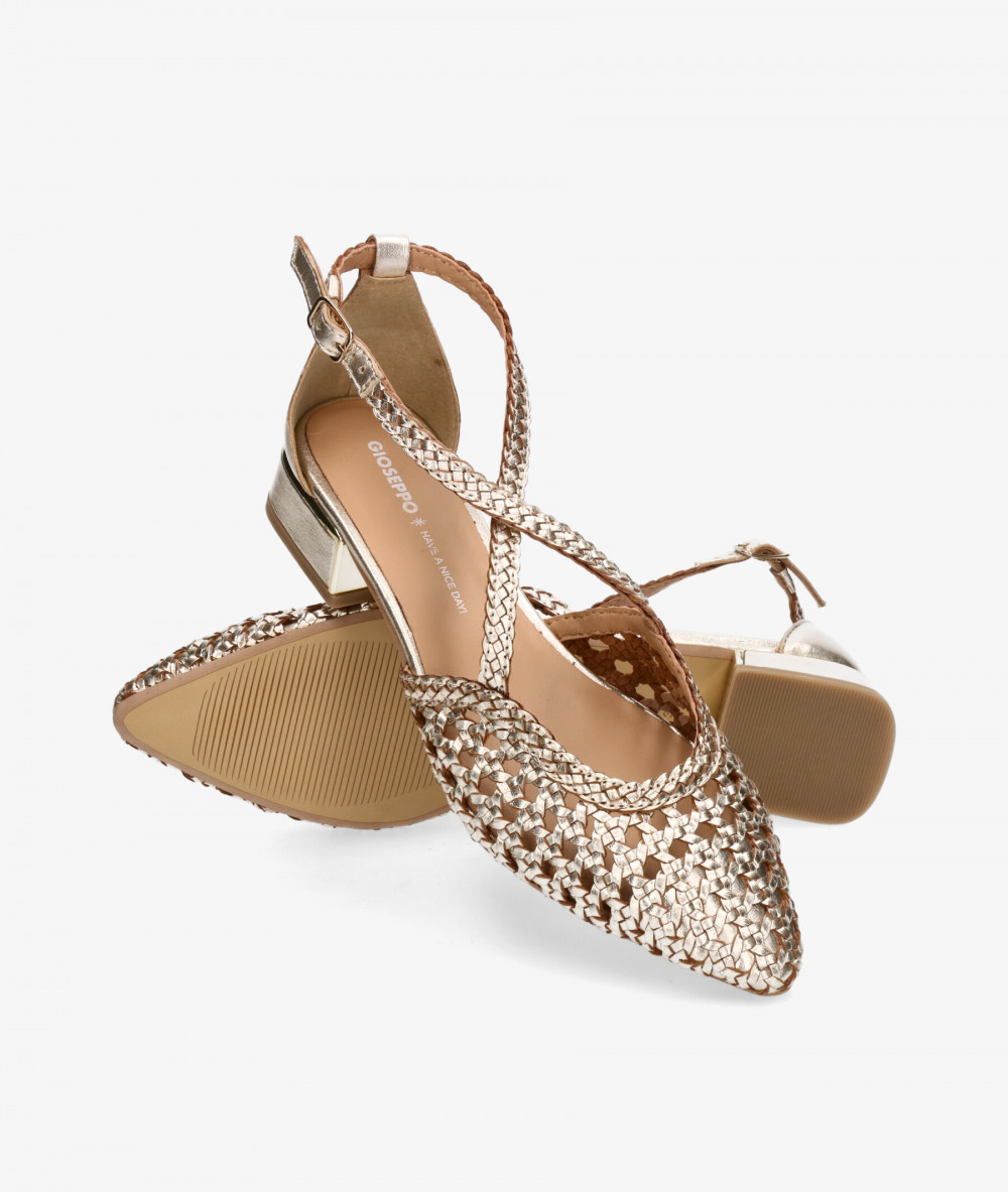 Gioseppo Dress low heel shoes BRILLION in gold Gioseppo Dress low heel shoes BRILLION in gold