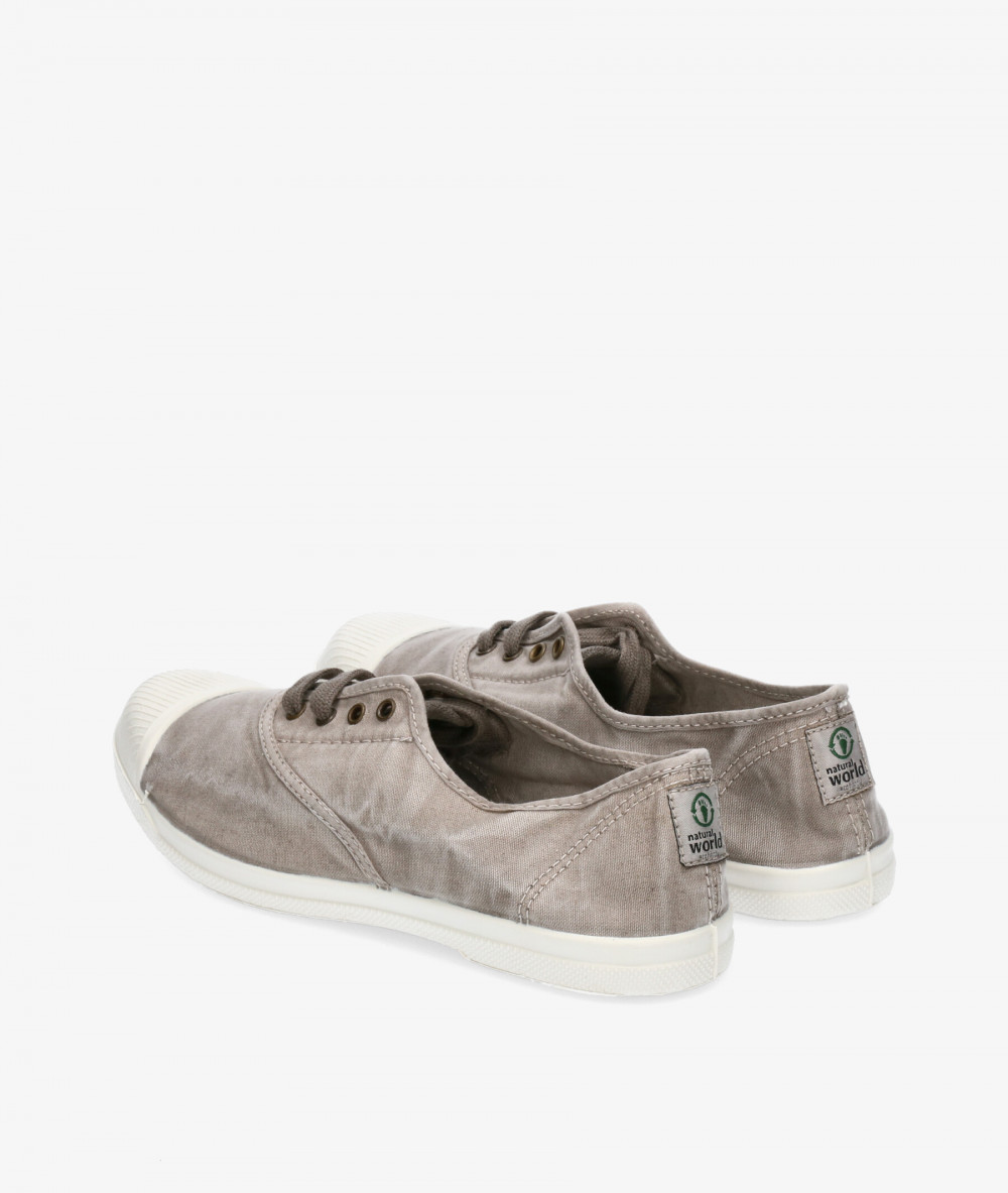 Deportivos Natural World  102E OLD LAVANDA en gris Deportivos Natural World  102E OLD LAVANDA en gris