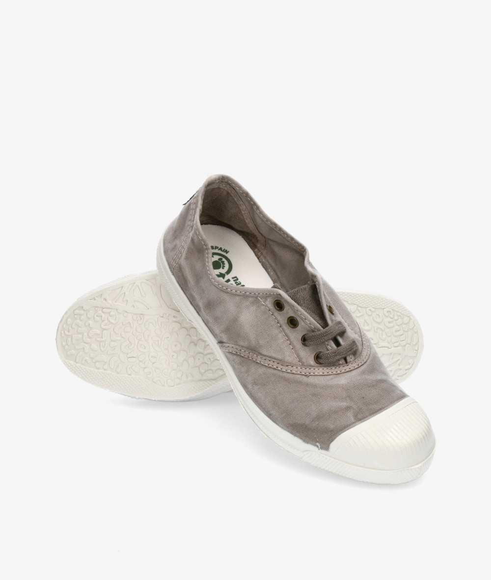 Deportivos Natural World  102E OLD LAVANDA en gris Deportivos Natural World  102E OLD LAVANDA en gris