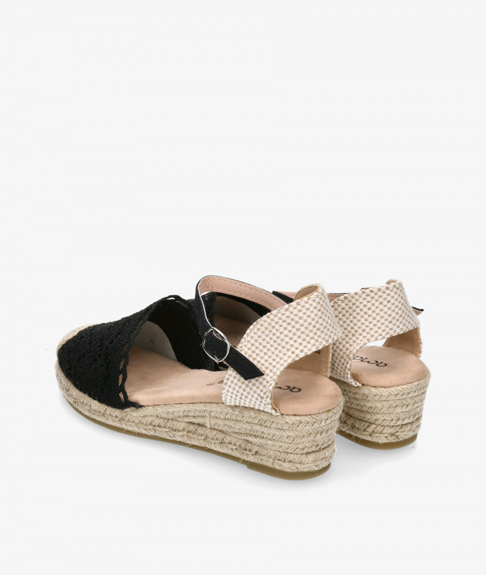 Alpargatas Amarpies  26482 en negro Alpargatas Amarpies  26482 en negro