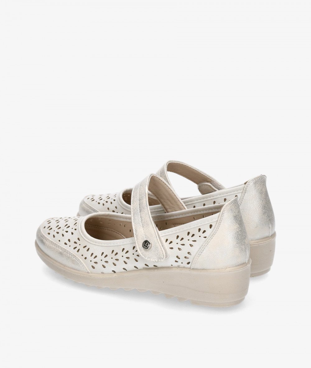 Amarpies Comfort shoes 28336 in off-white