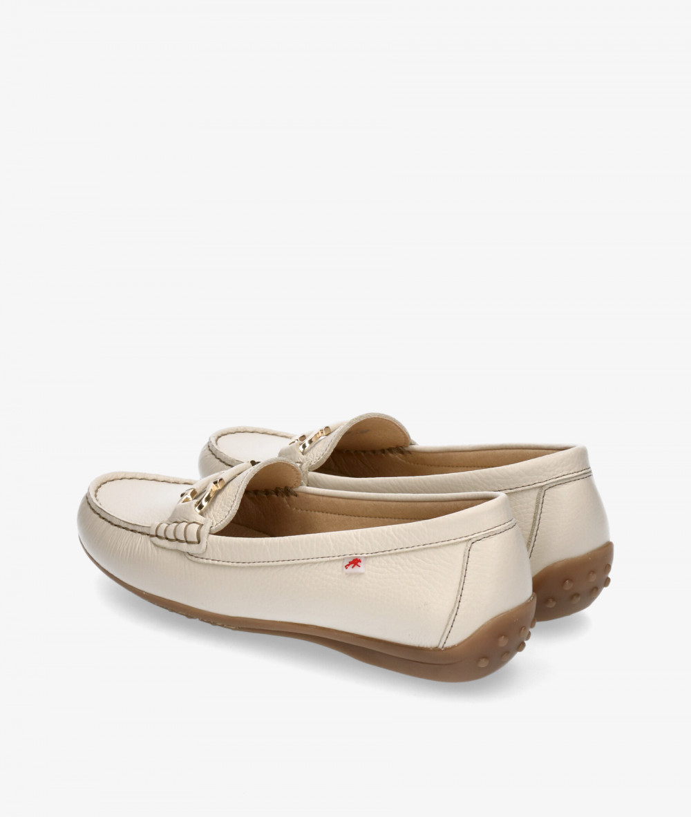 Mocasines Fluchos F2156 en hueso Mocasines Fluchos F2156 en hueso