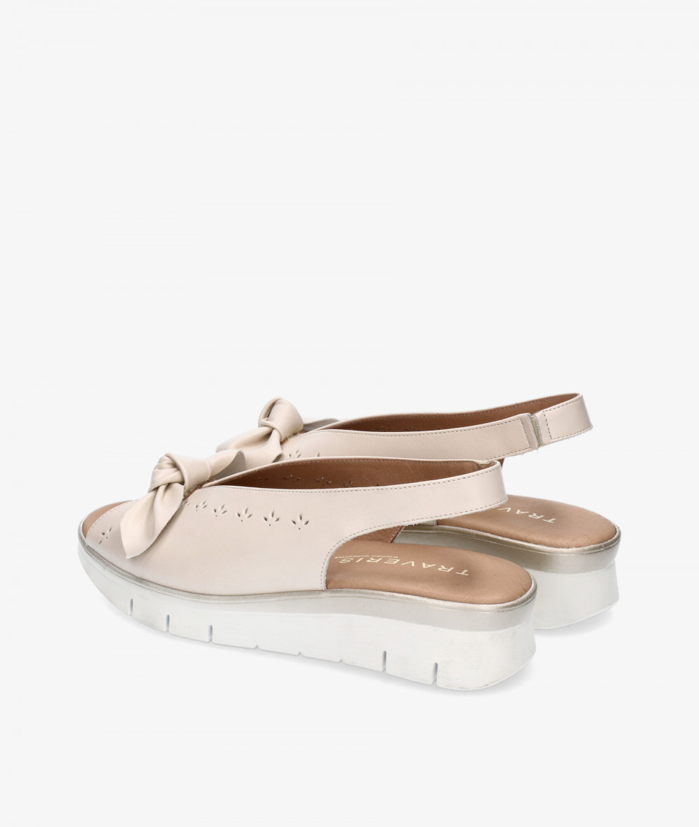 Sandalias Traveris  92400 en hueso