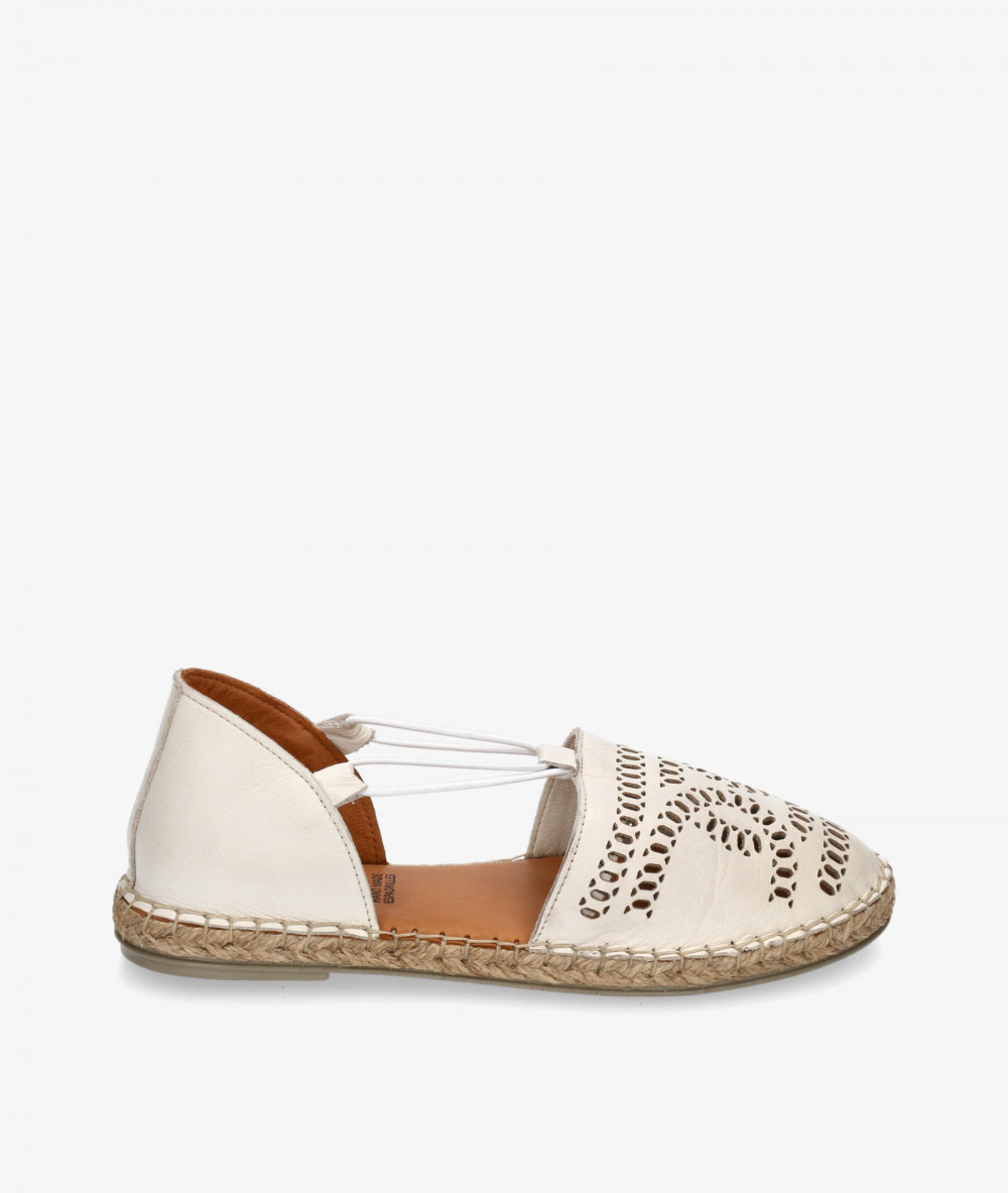 Alpargatas pabloochoa.shoes  NORA en blanco