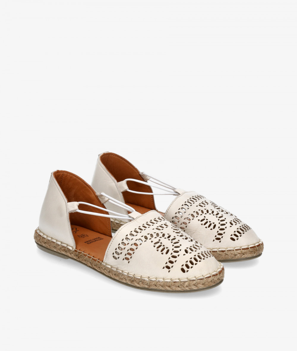 Alpargatas pabloochoa.shoes  NORA en blanco
