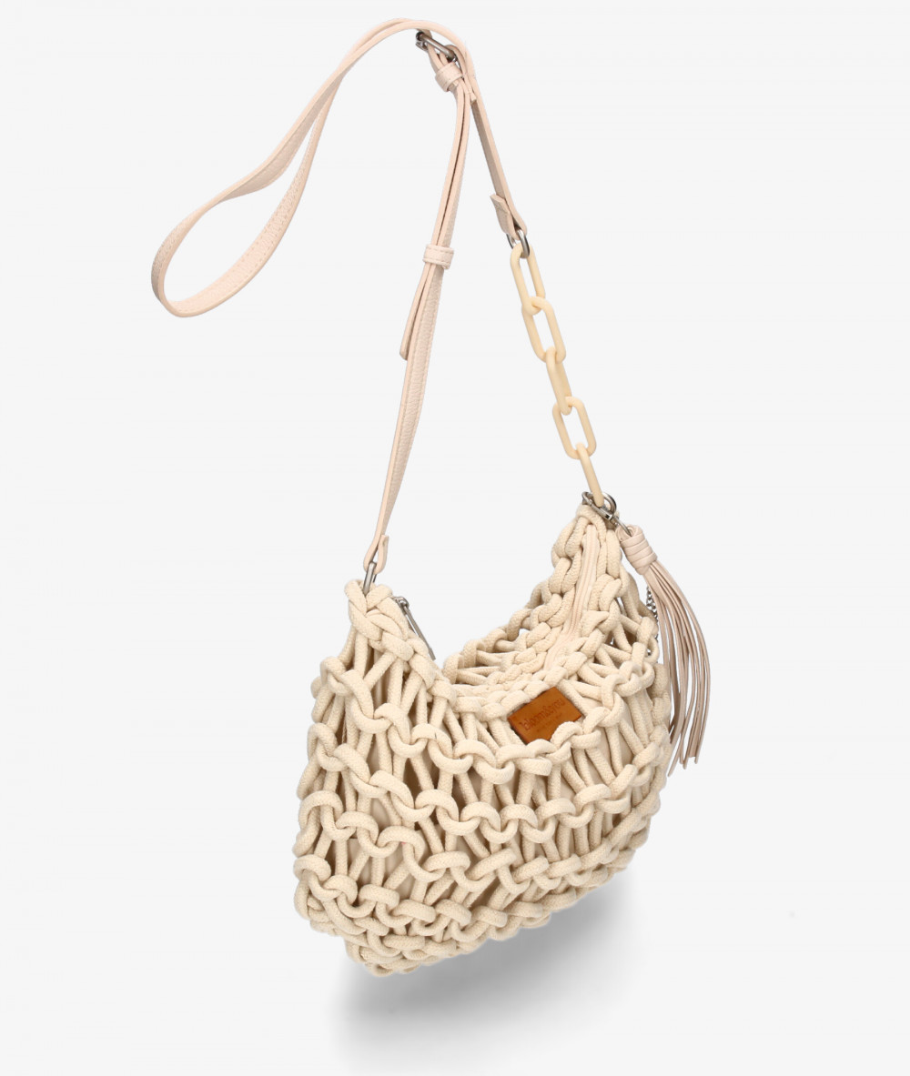 Elevate your look! Our Bag collection a combination of design, quality and comfort for your daily outfits