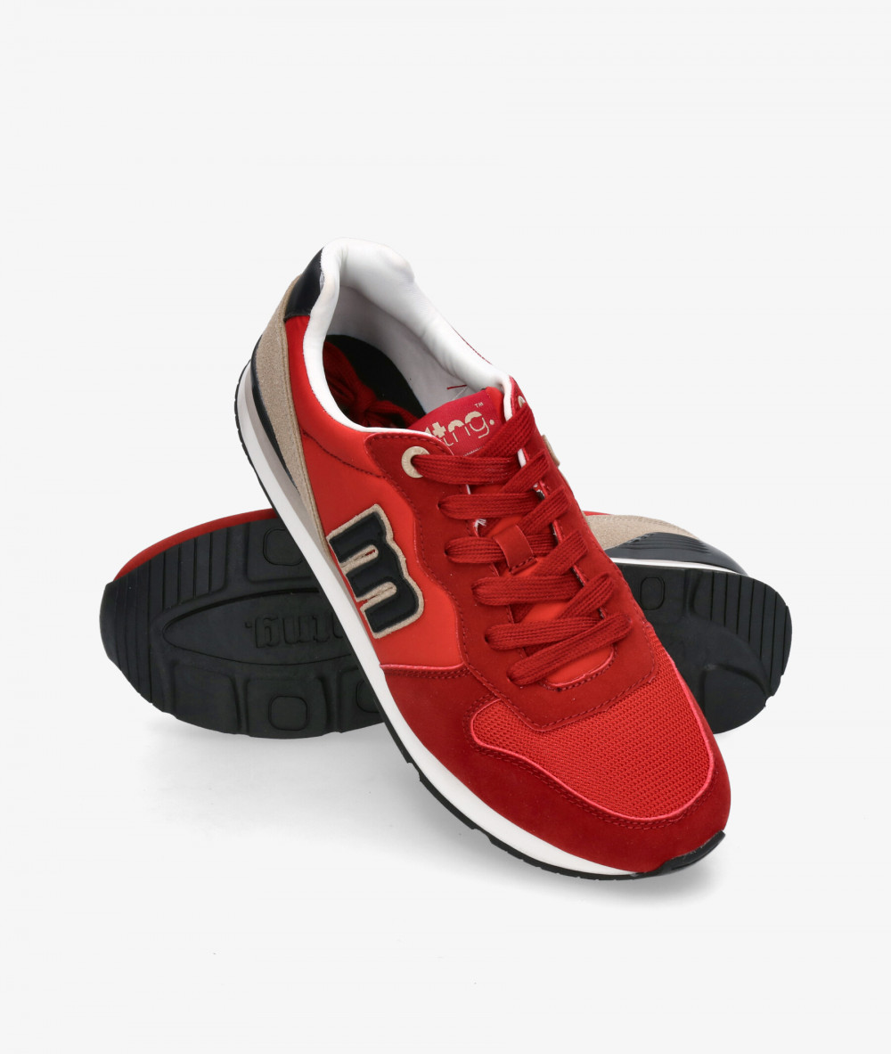 Deportivos Mustang  84467 en rojo Deportivos Mustang  84467 en rojo