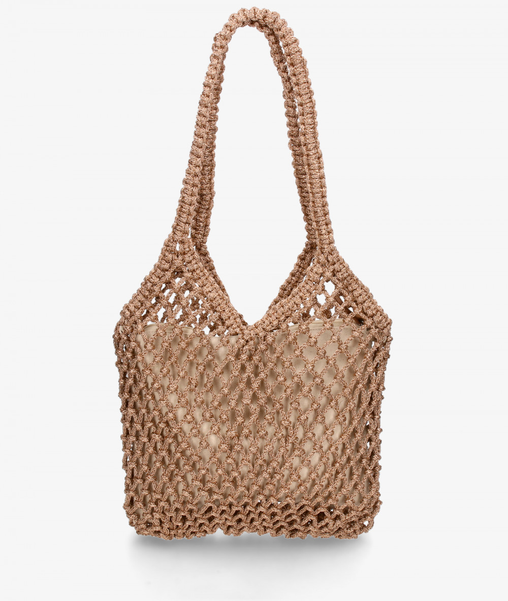 Elevate your look! Our Bag collection a combination of design, quality and comfort for your daily outfits Elevate your look! Our Bag collection a combination of design, quality and comfort for your daily outfits