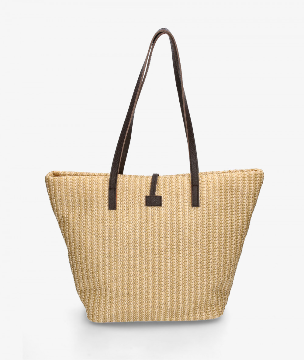 Elevate your look! Our Bag collection a combination of design, quality and comfort for your daily outfits Elevate your look! Our Bag collection a combination of design, quality and comfort for your daily outfits