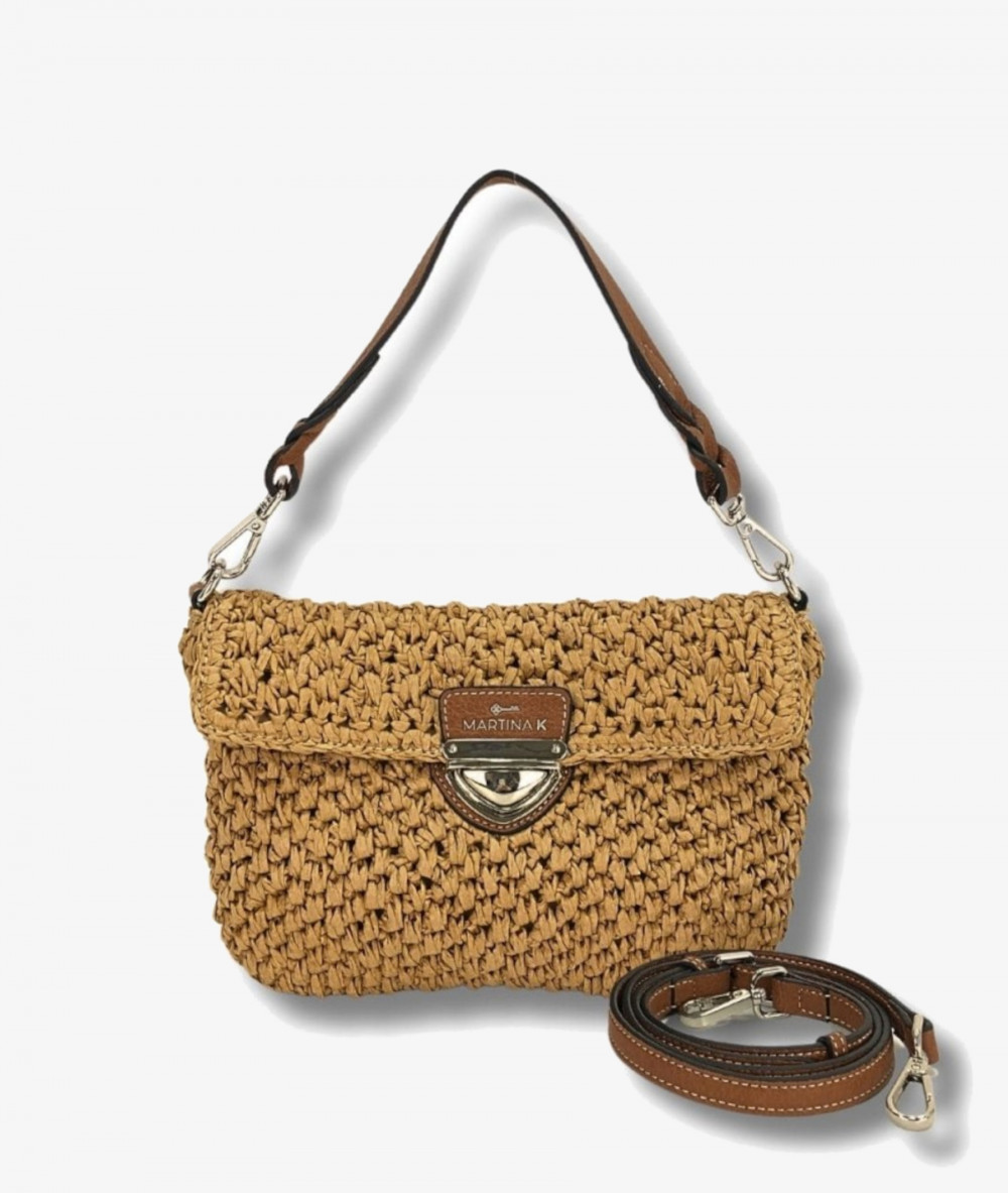 Elevate your look! Our Bag collection a combination of design, quality and comfort for your daily outfits Elevate your look! Our Bag collection a combination of design, quality and comfort for your daily outfits