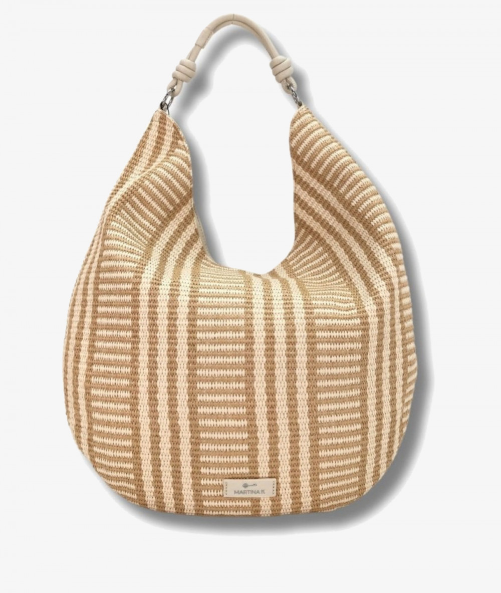 Elevate your look! Our Bag collection a combination of design, quality and comfort for your daily outfits Elevate your look! Our Bag collection a combination of design, quality and comfort for your daily outfits