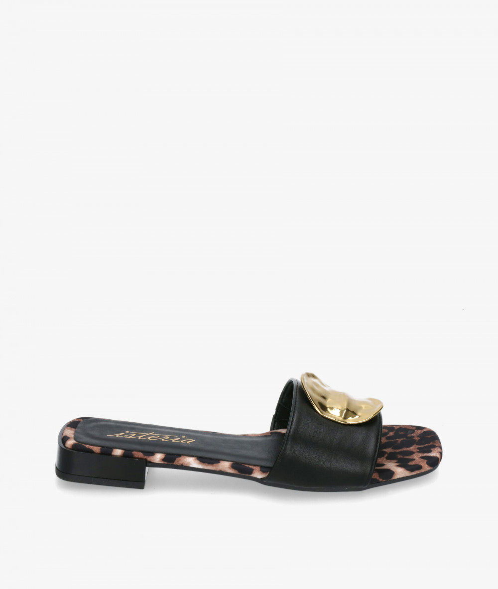 Sandalias ISTERIA  25083 en negro Sandalias ISTERIA  25083 en negro