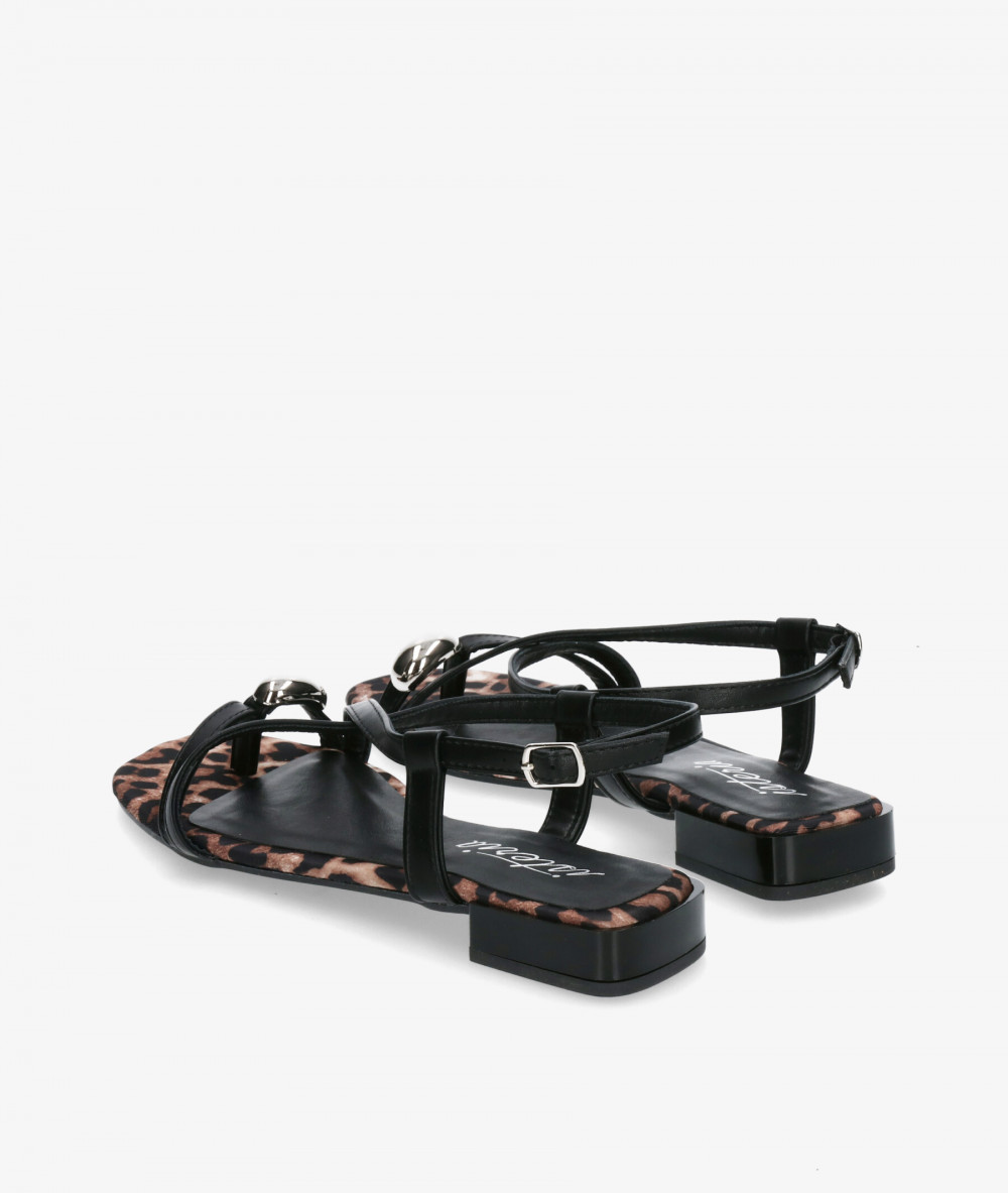 Sandalias ISTERIA  25084 en negro Sandalias ISTERIA  25084 en negro