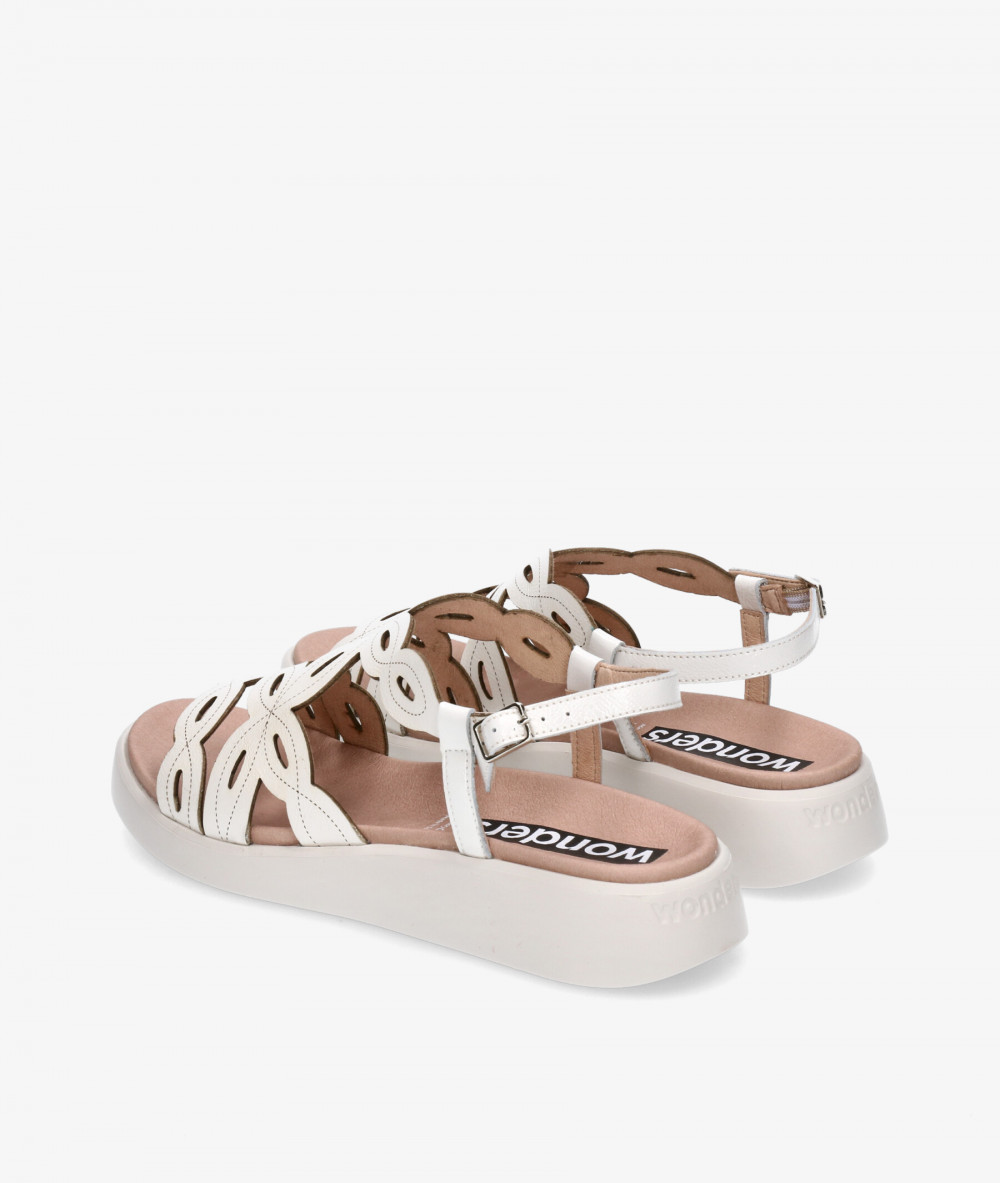 Sandalias Wonders  C-6542 en charol blanco Sandalias Wonders  C-6542 en charol blanco