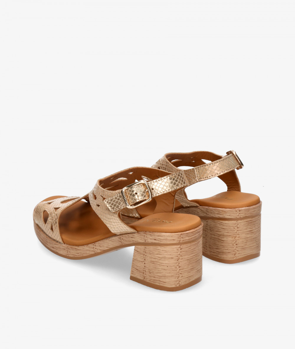 Sandalias Paula Urban  34-766 en oro Sandalias Paula Urban  34-766 en oro