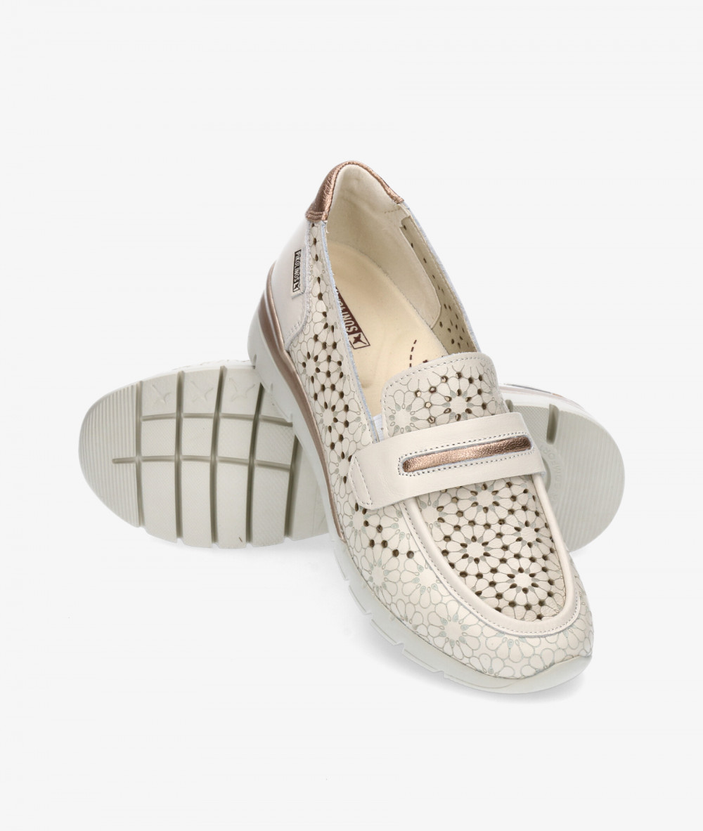 Mocasines Pikolinos W4R-6518 C1 en hueso Mocasines Pikolinos W4R-6518 C1 en hueso