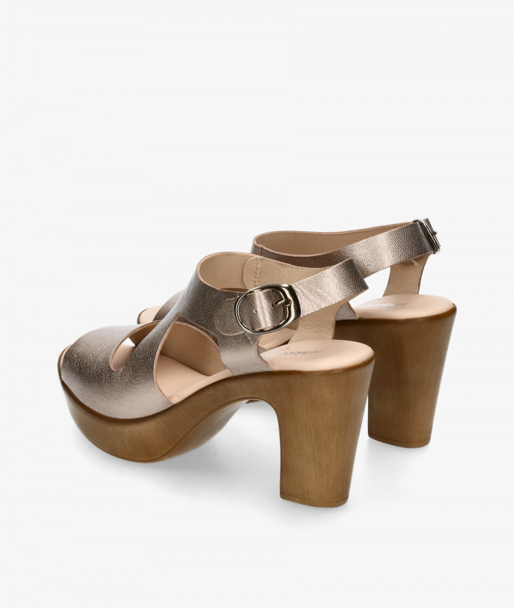 Sandalias pabloochoa.shoes  450 en taupe metalizado Sandalias pabloochoa.shoes  450 en taupe metalizado