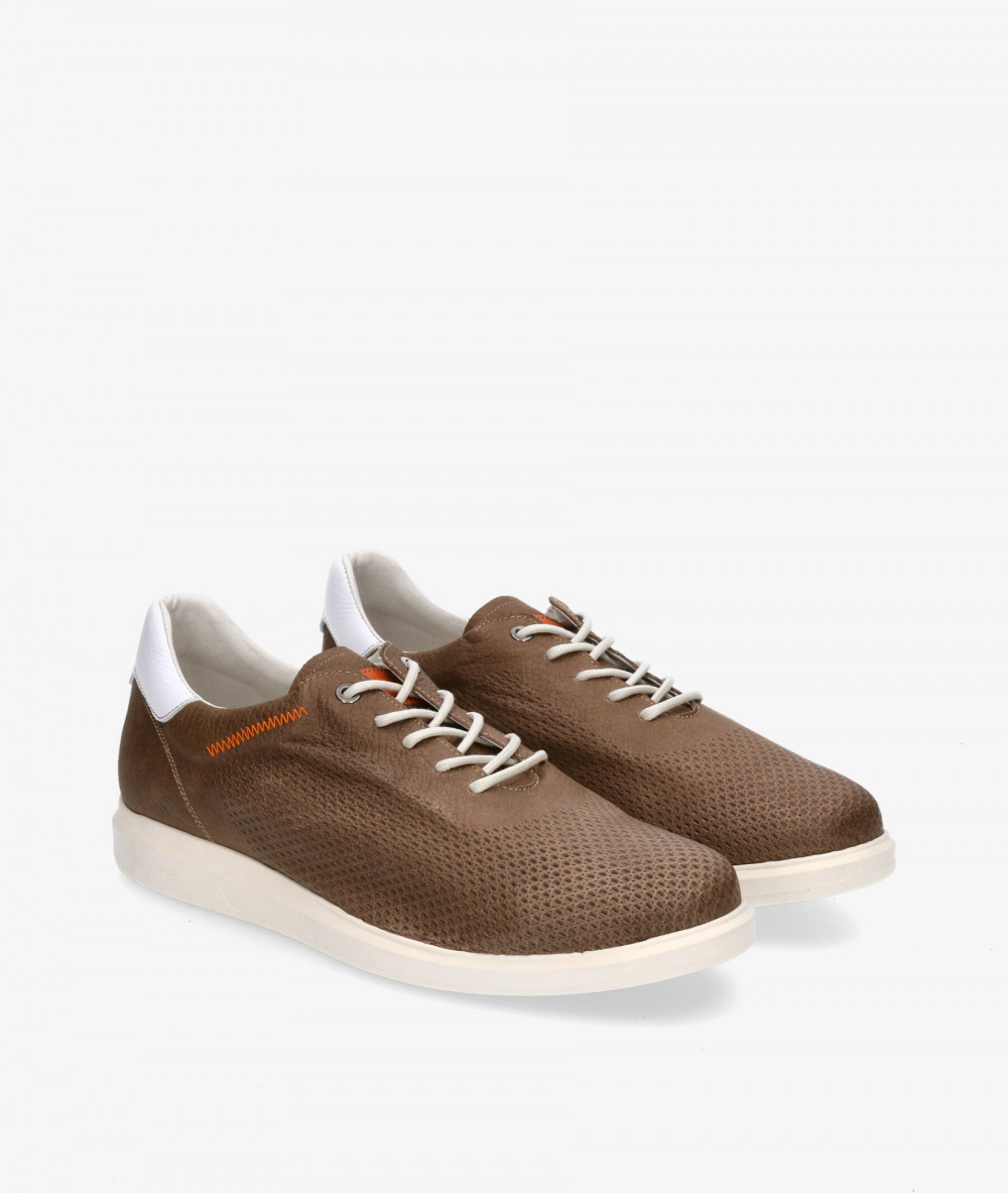 Zapatos casual Traveris 06102 en marrón Zapatos casual Traveris 06102 en marrón