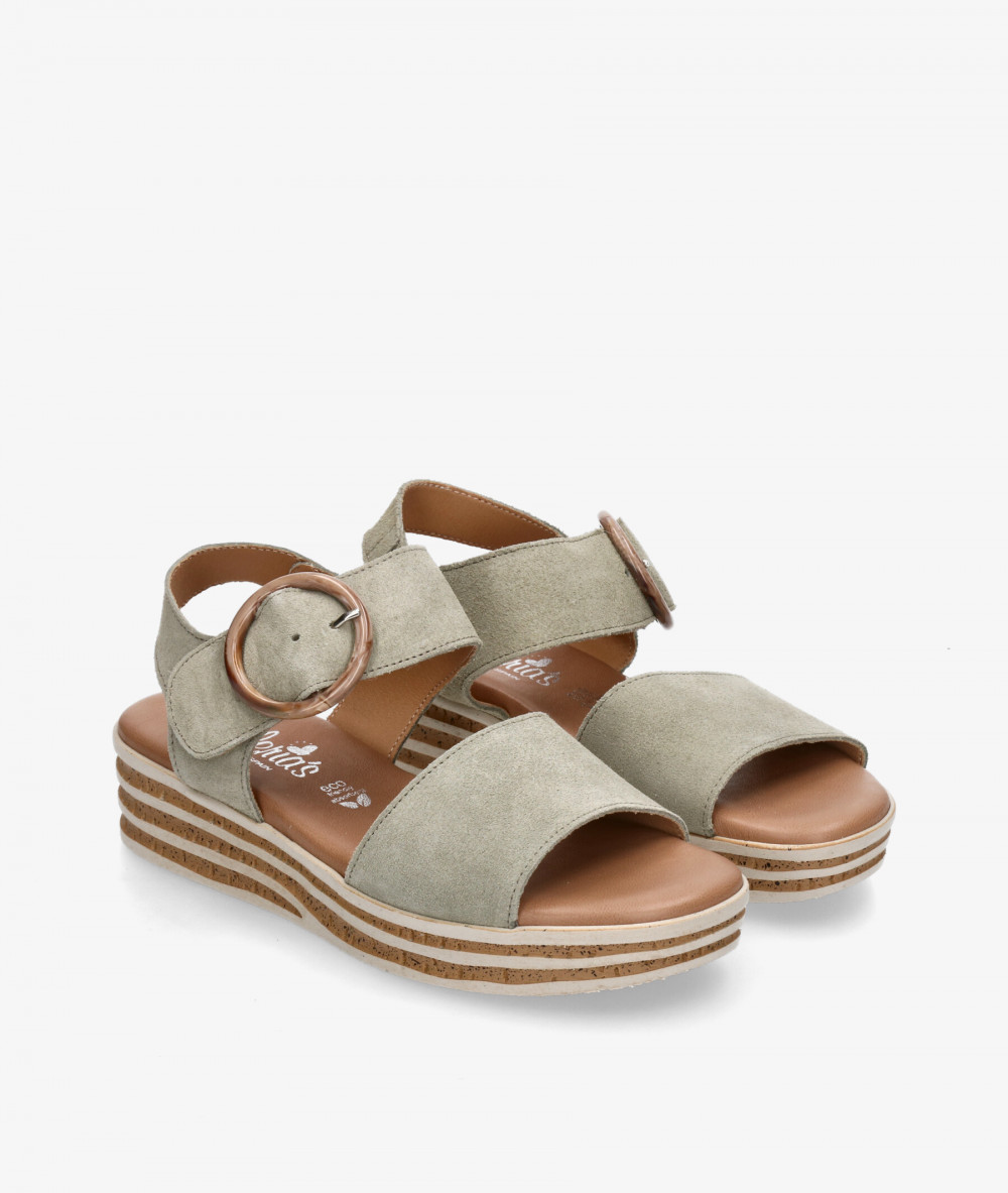 Valeria´s Sandals  1945 in kaki split suede Valeria´s Sandals  1945 in kaki split suede