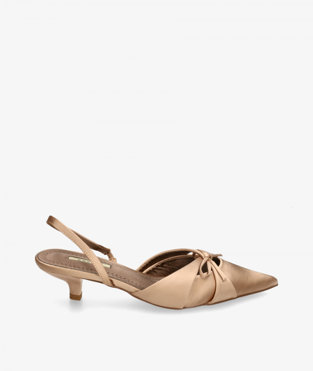 Zapatos de vestir CORINA M5312 en camel Zapatos de vestir CORINA M5312 en camel