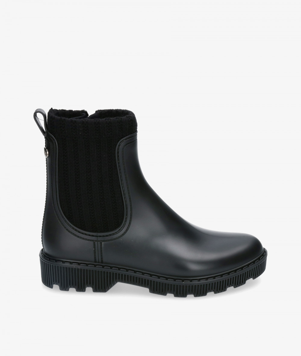 Botines IGOR  W10282 en negro Botines IGOR  W10282 en negro