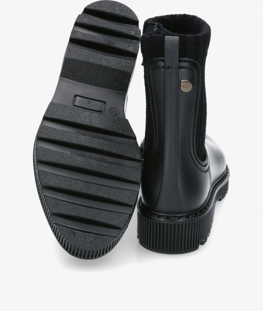 Botines IGOR W10282 en negro