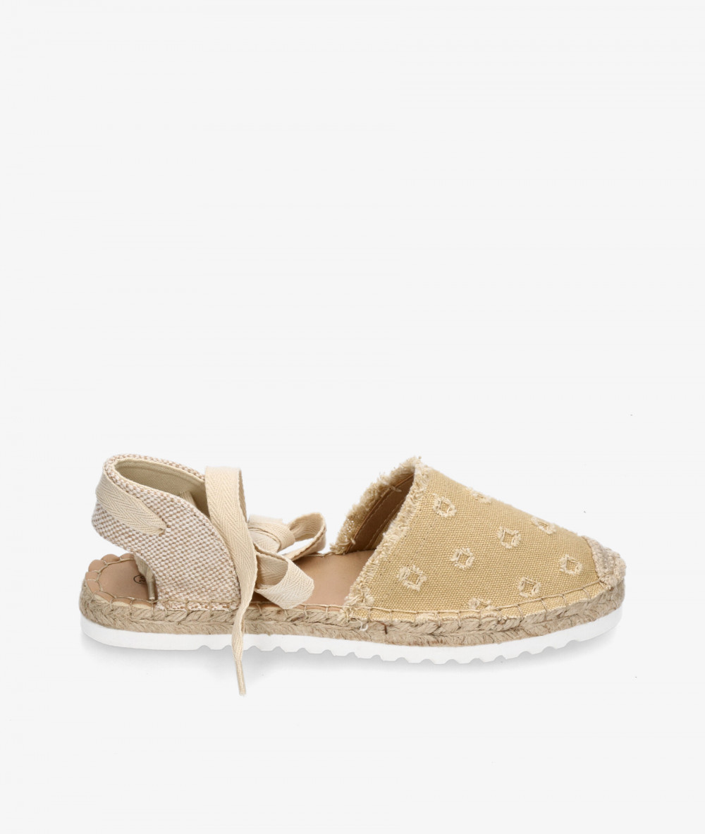 Alpargatas Kissia  532417 ALGARROBO en beige Alpargatas Kissia  532417 ALGARROBO en beige