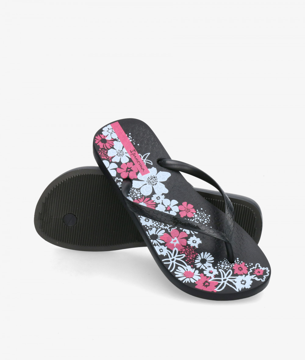Ipanema Sandals  83582 in black Ipanema Sandals  83582 in black