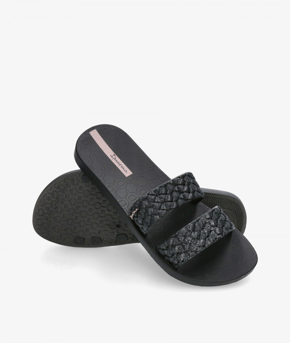 Ipanema Sandals  83243 in black Ipanema Sandals  83243 in black
