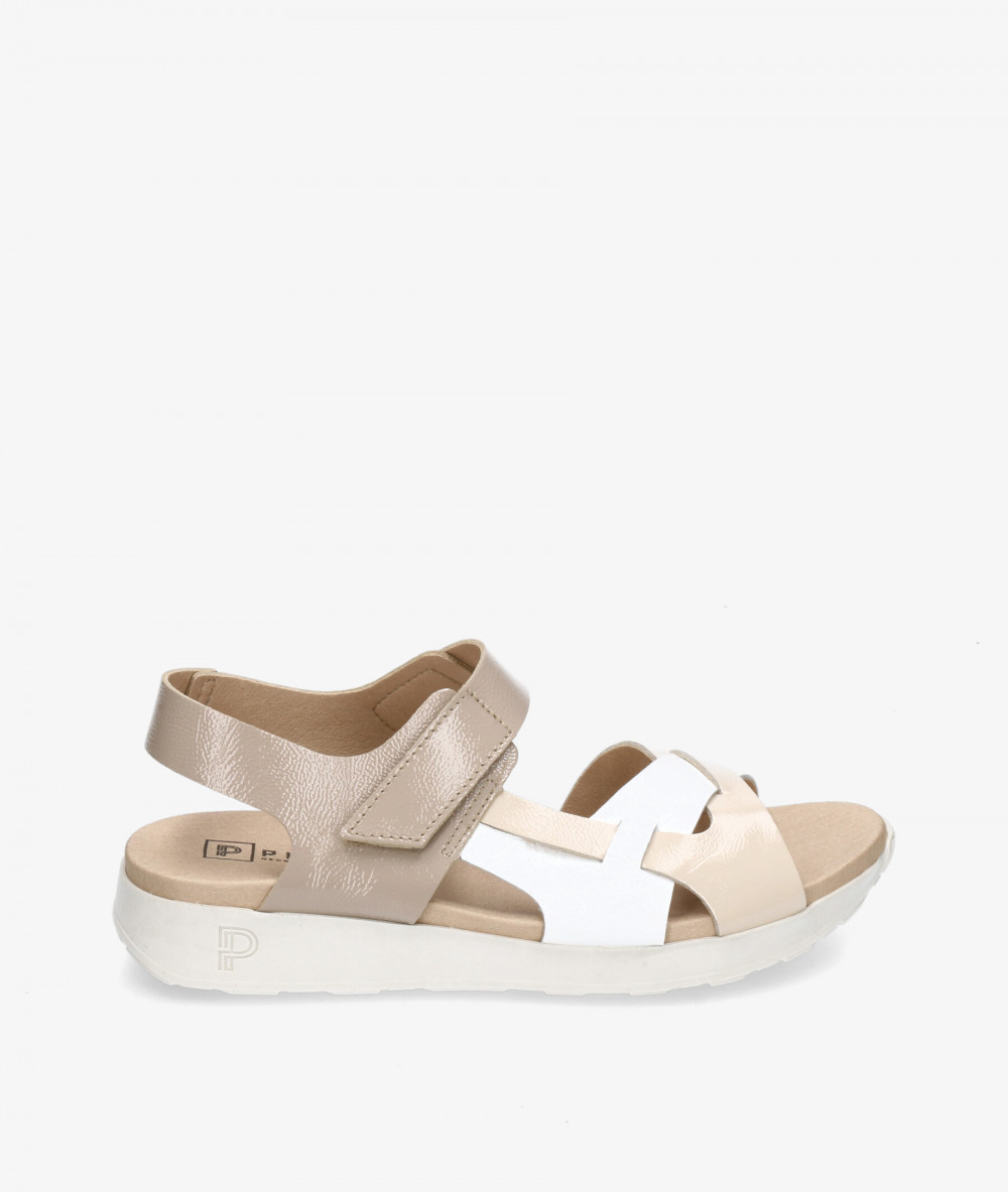 Pitillos Sandals  10554 in taupe patent leather Pitillos Sandals  10554 in taupe patent leather