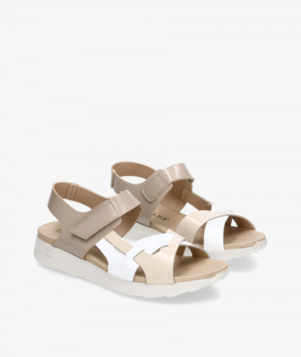 Pitillos Sandals  10554 in taupe patent leather Pitillos Sandals  10554 in taupe patent leather