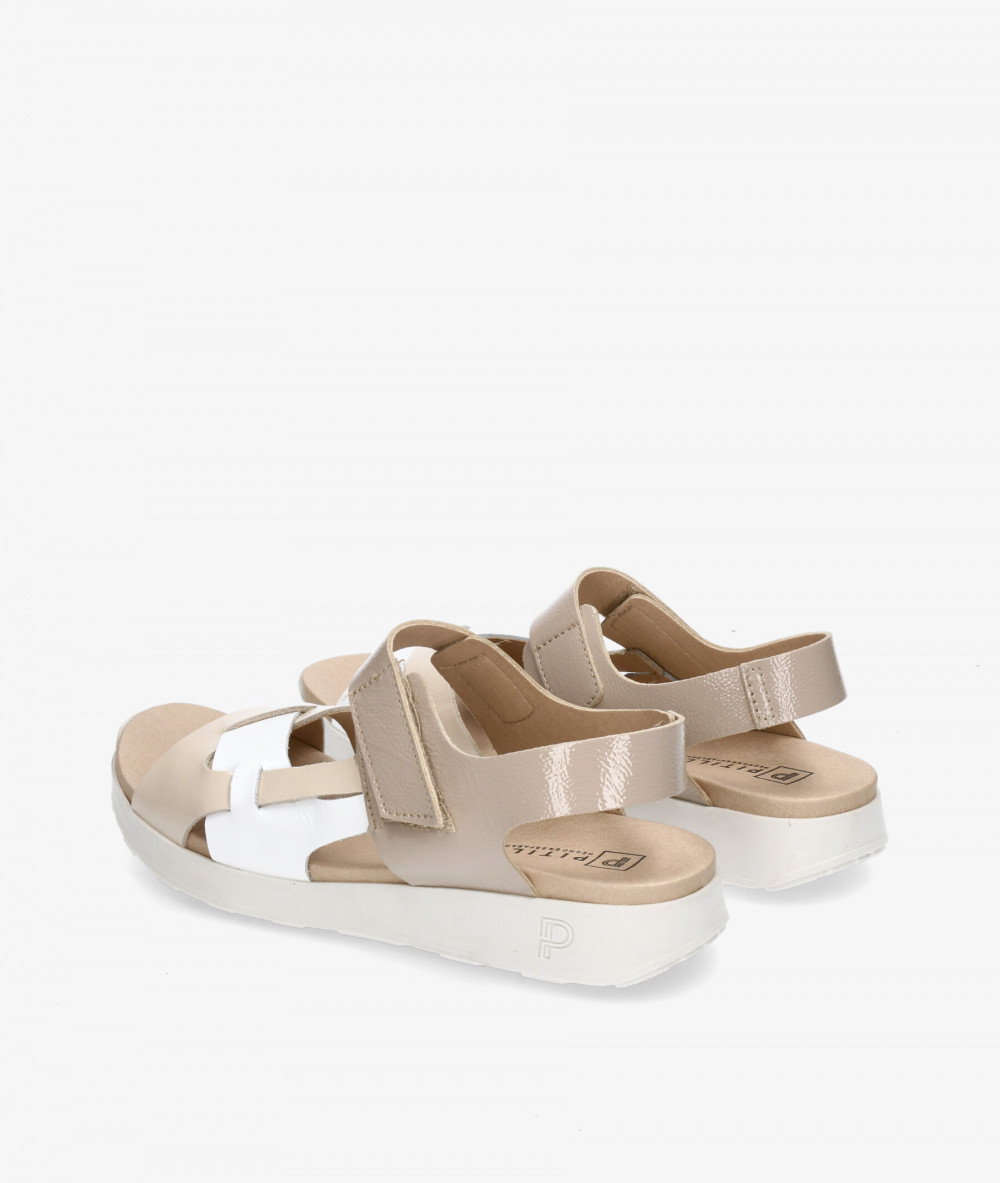 Pitillos Sandals  10554 in taupe patent leather Pitillos Sandals  10554 in taupe patent leather
