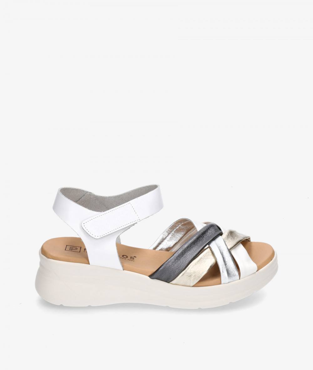 Pitillos Sandals  10610 in multicolour Pitillos Sandals  10610 in multicolour