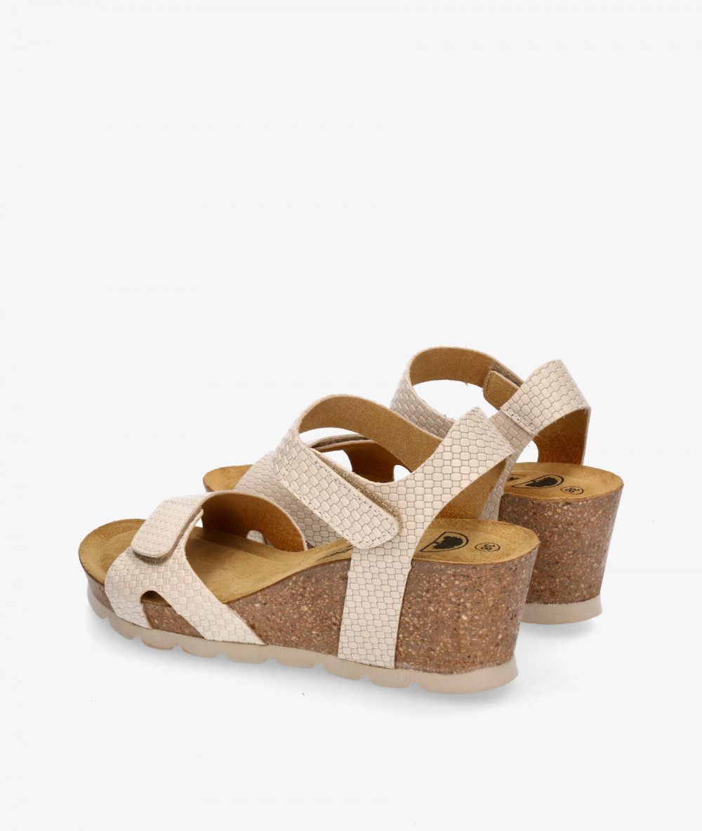 Kénnebec Sandals  639101 in beige Kénnebec Sandals  639101 in beige