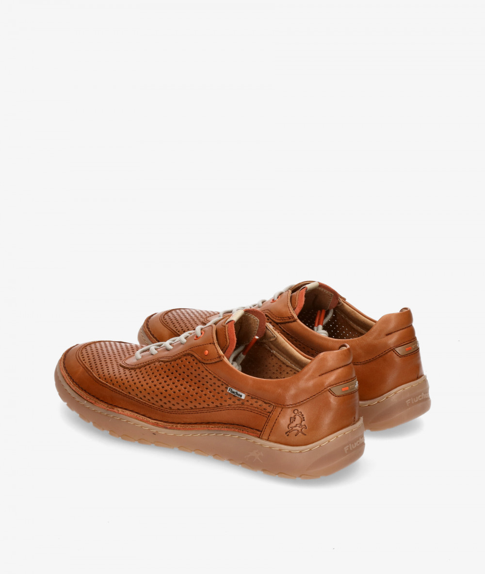 Zapatos casual Fluchos F2221 en cuero Zapatos casual Fluchos F2221 en cuero