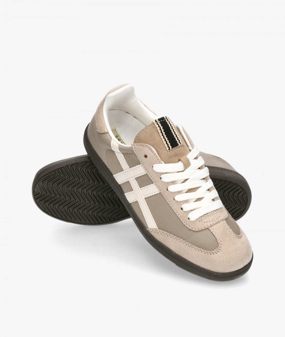 Deportivos CORINA  M5520 en beige Deportivos CORINA  M5520 en beige