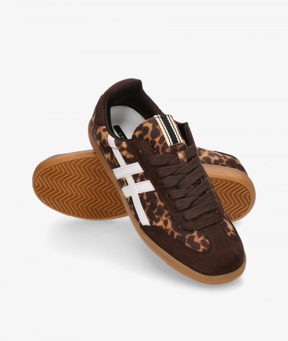 Deportivos CORINA  M5520 en leopardo  Deportivos CORINA  M5520 en leopardo