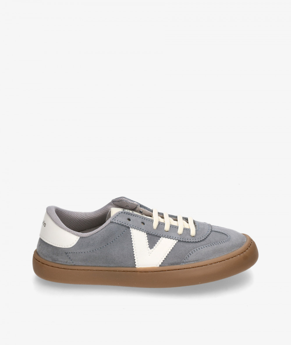 Deportivos Victoria OLMO BAREFOOT en serraje gris Deportivos Victoria OLMO BAREFOOT en serraje gris