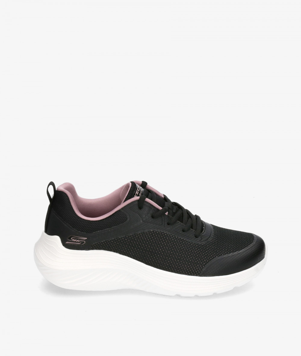 Deportivos Skechers 117681 en negro Deportivos Skechers 117681 en negro