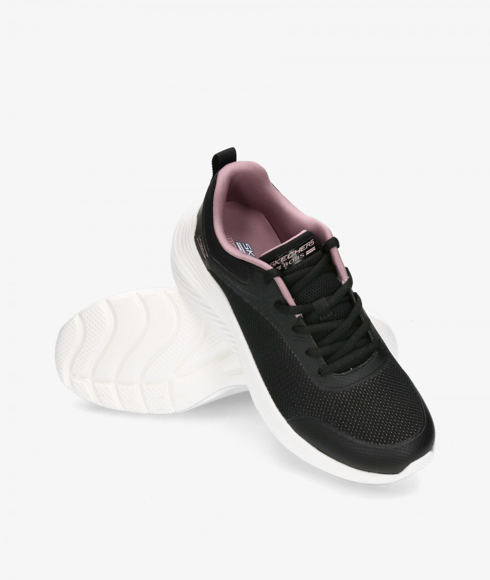 Deportivos Skechers 117681 en negro Deportivos Skechers 117681 en negro