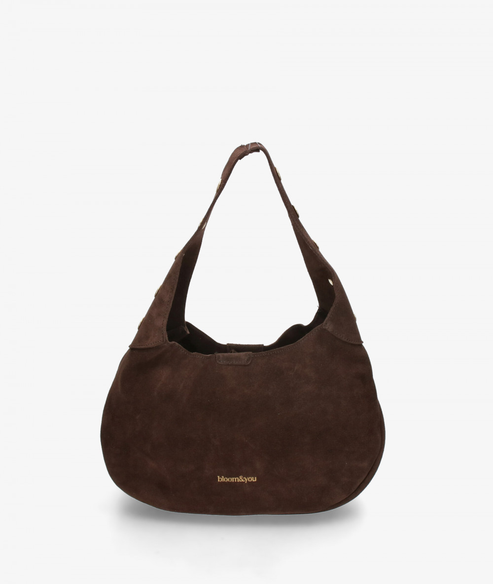 Elevate your look! Our Bag collection a combination of design, quality and comfort for your daily outfits Elevate your look! Our Bag collection a combination of design, quality and comfort for your daily outfits