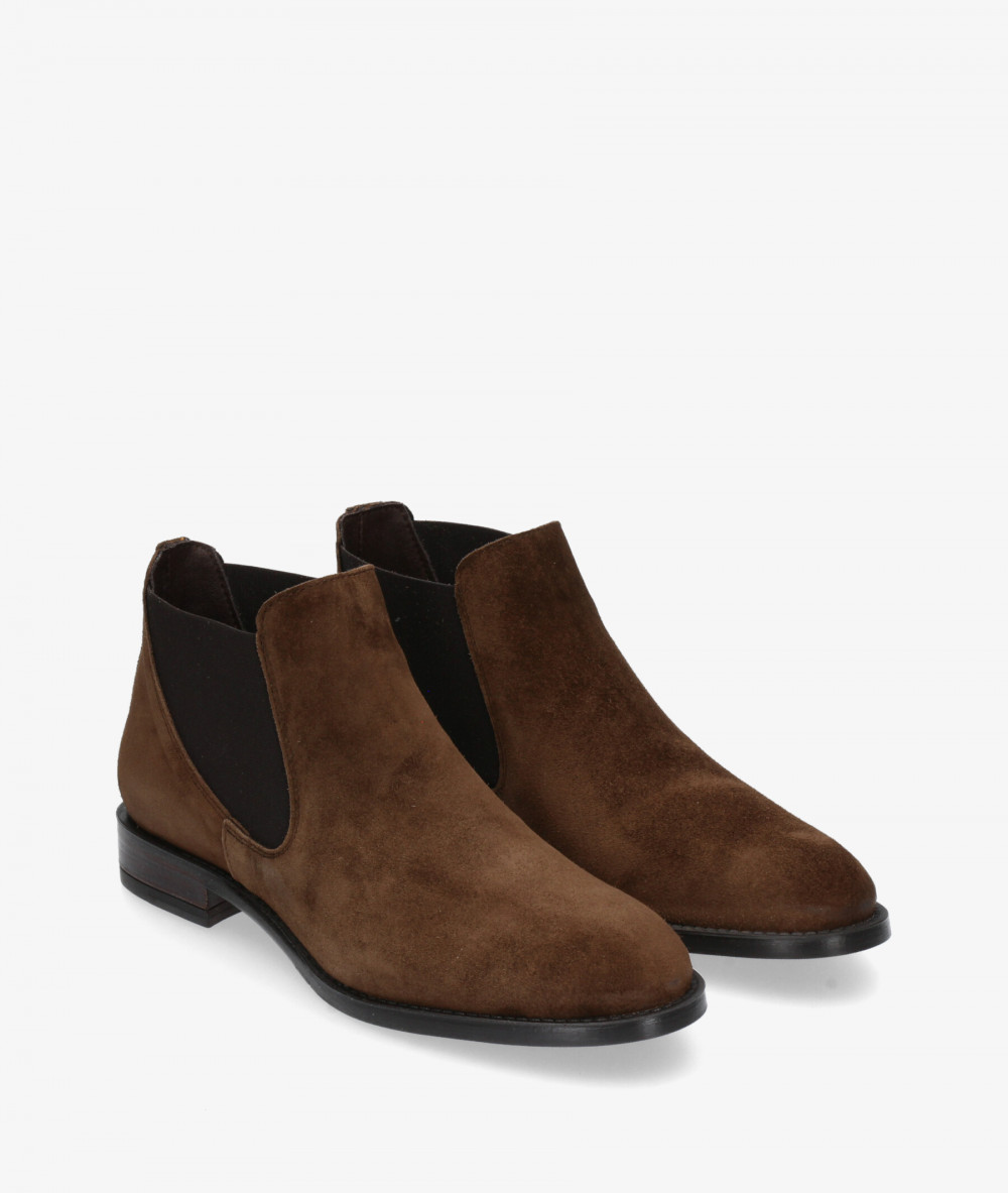 Botines Alpe  2646 en serraje marrón Botines Alpe  2646 en serraje marrón