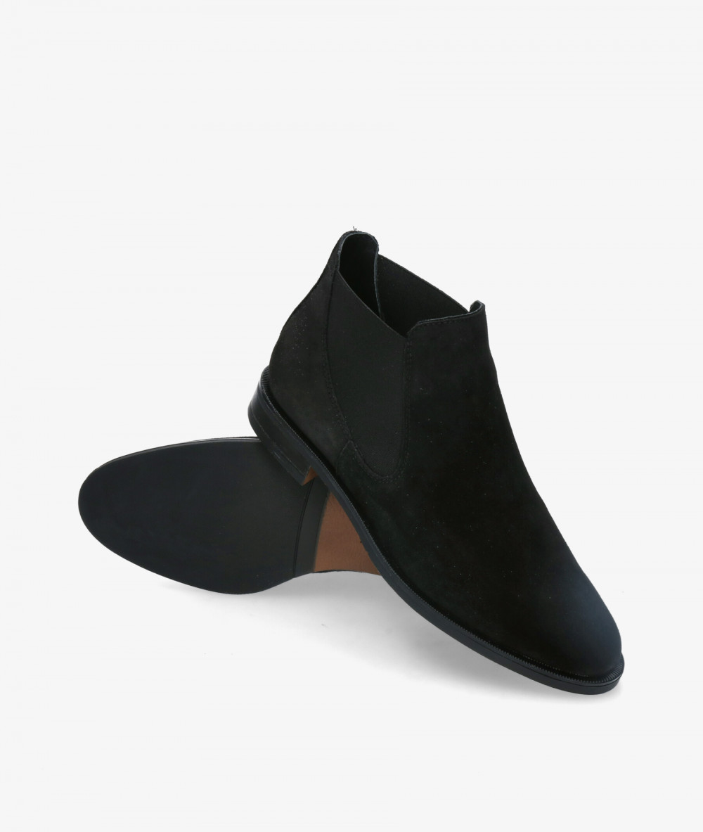 Botines Alpe  2646 en serraje negro Botines Alpe  2646 en serraje negro