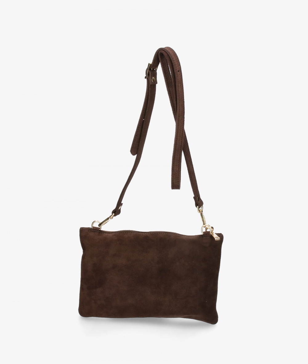 Elevate your look! Our Clutch bag collection a combination of design, quality and comfort for your daily outfits Elevate your look! Our Clutch bag collection a combination of design, quality and comfort for your daily outfits